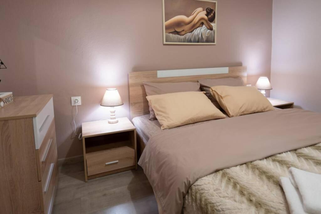 Το Άλλο Σπίτι... Villa Aridaia Bagian luar foto