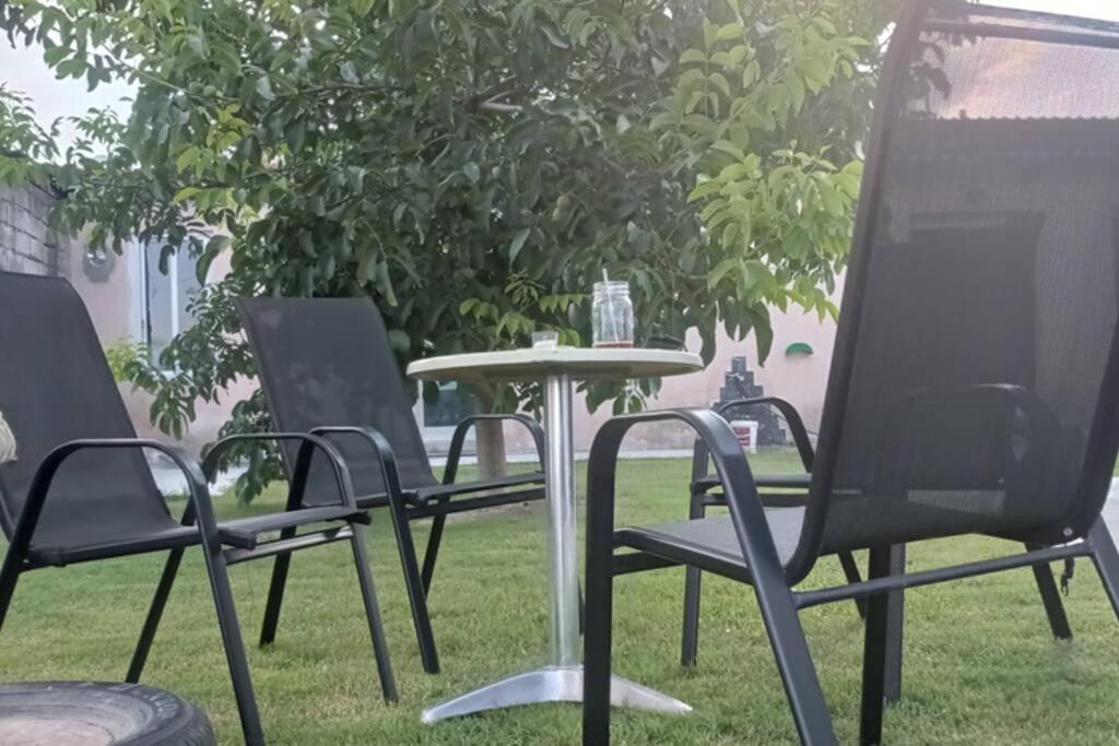 Το Άλλο Σπίτι... Villa Aridaia Bagian luar foto